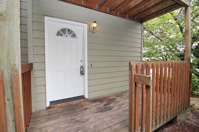 Photo - 13047 NE Prescott Dr Unit B