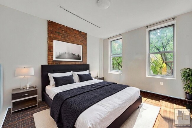 Photo - EAST 105 STREET Apartamento Unidad 4A