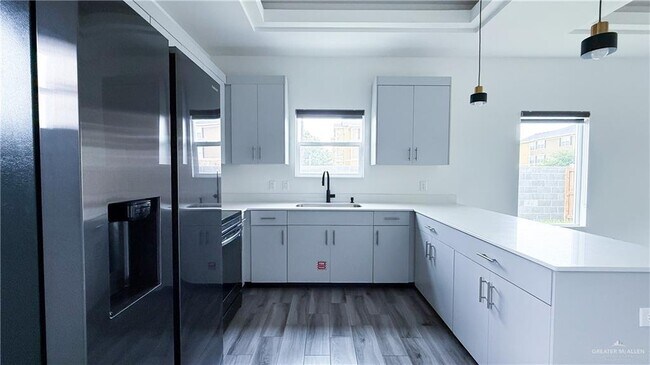 1201 E Iris Ave Unit 3