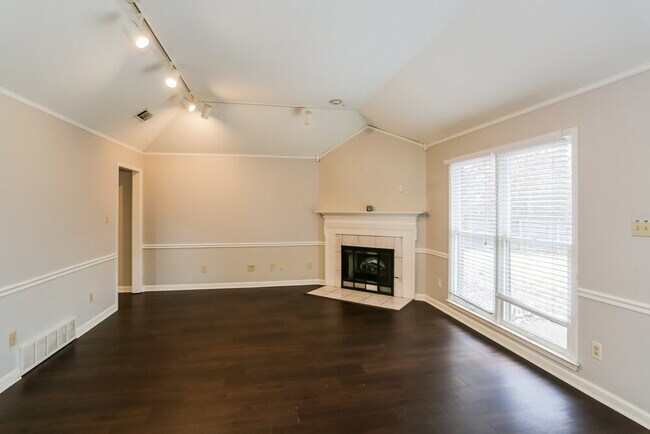 Photo - 8674 Leaf Manor Cove