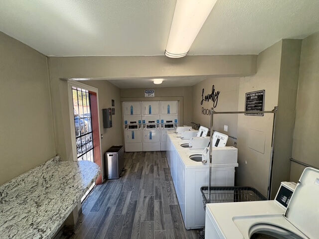 Pinewood Apartments