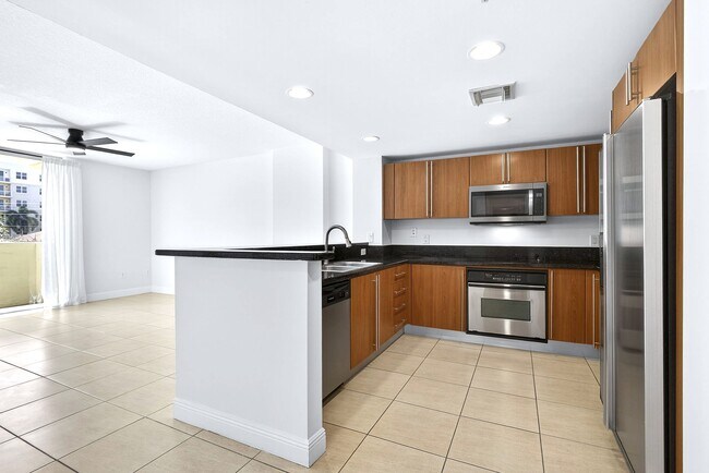 Photo - 610 Clematis St Unit # 336