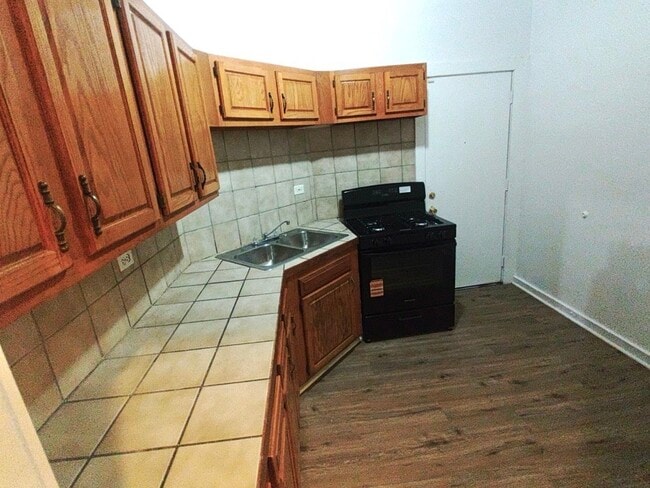 Photo - 5176 S King Dr Unit 3