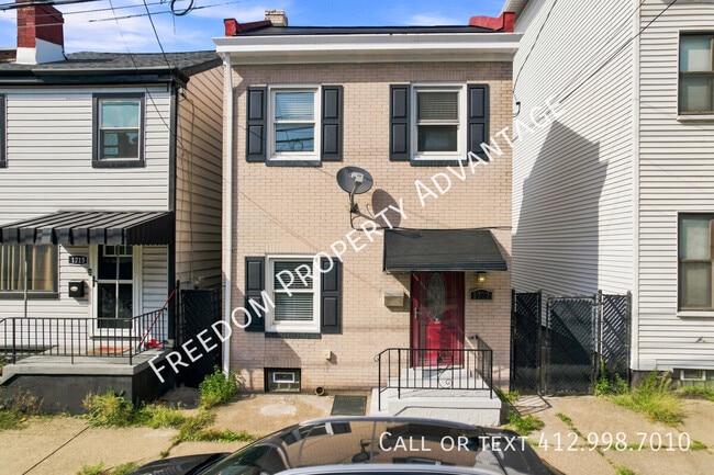 1717 Sidney St