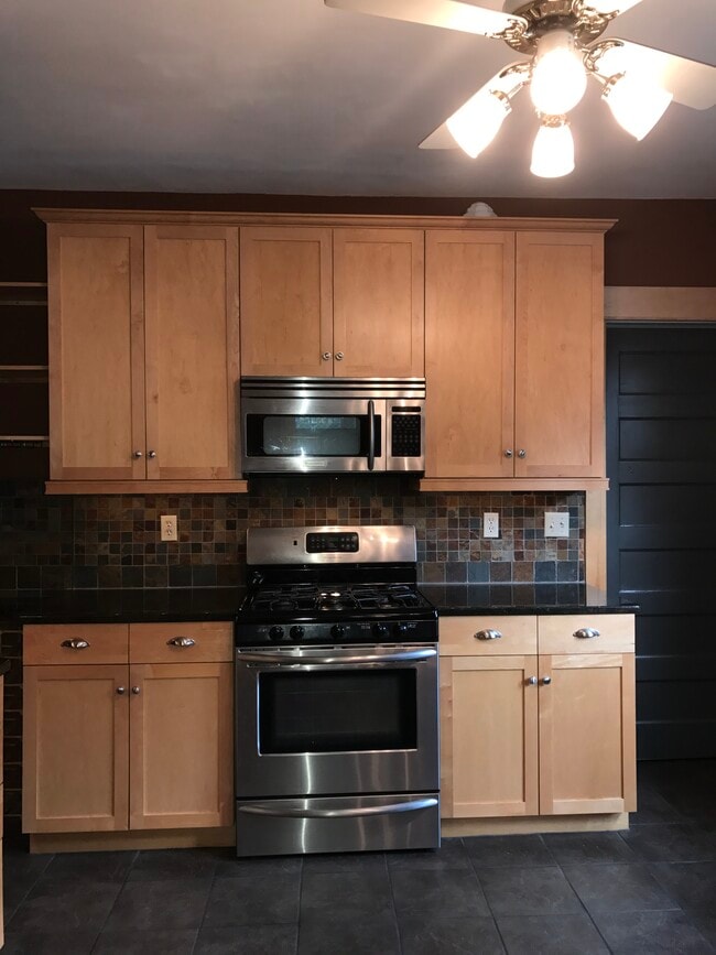 Photo - 1135 5th St NE