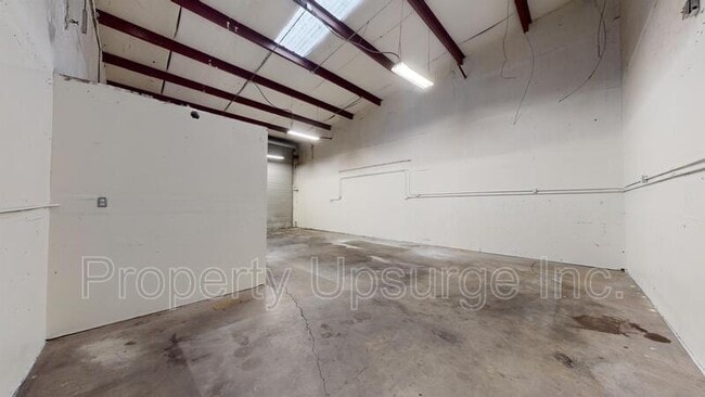 Photo - 6200 Stainless Way