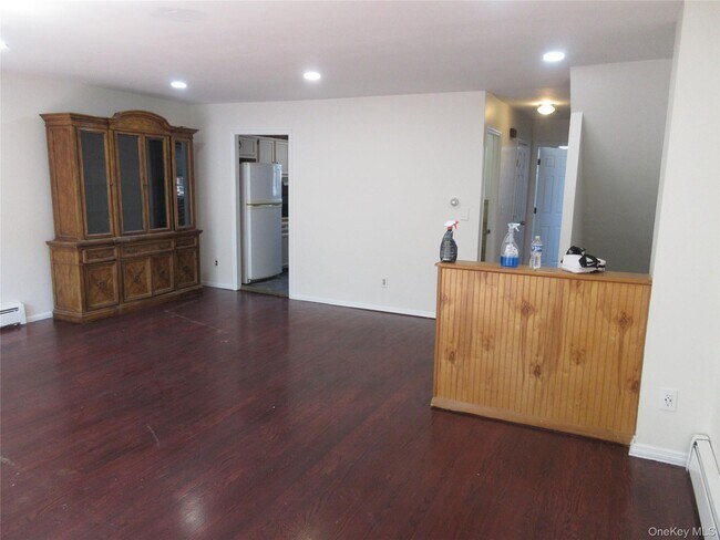 Photo - 108 Coolidge St