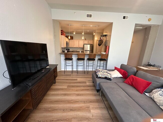 Photo - 312 S 16th St Unit 23/203