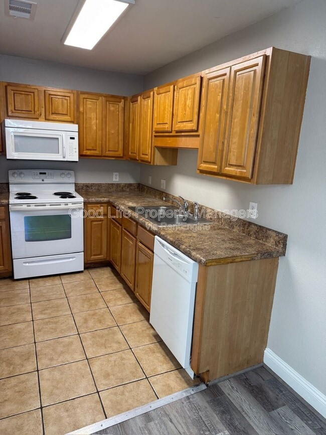 Photo - 8440 Chisholm Rd