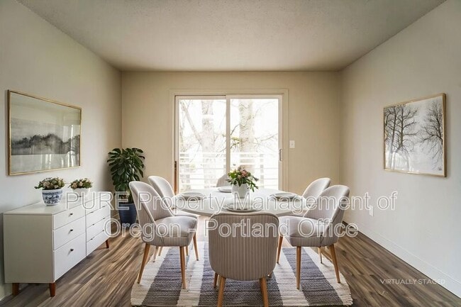 Photo - 18411 E Burnside St Unit 205