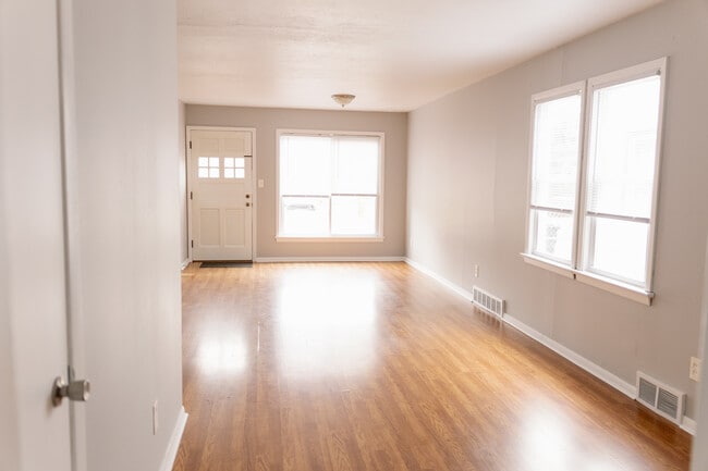 Photo - 12302 Milligan Ave