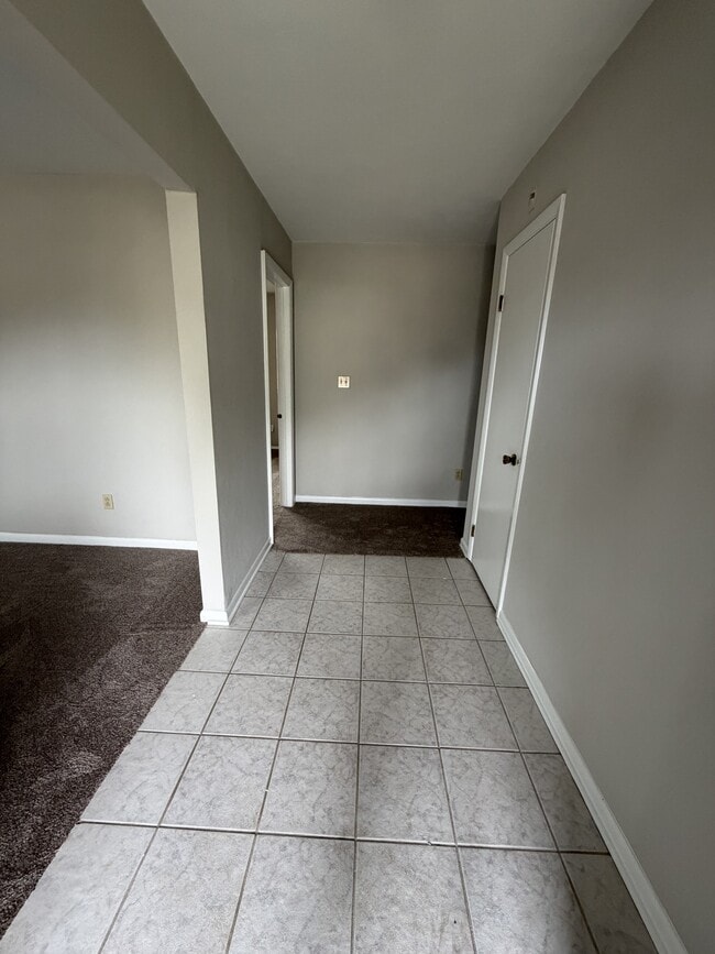 Photo - 5667 Heathwood Ct