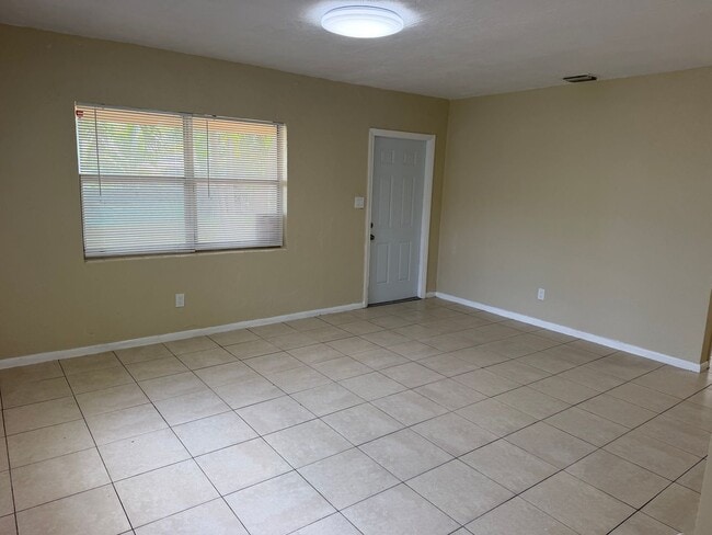 Photo - 3011 NW 17th St
