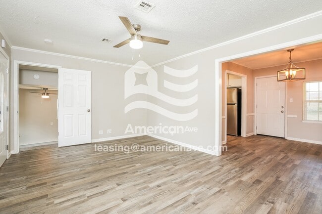 Photo - 4923 E Easton St