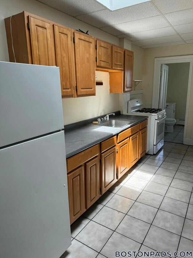 179 Harvard St Unit 3