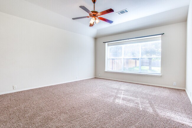 Photo - 612 Arrowood Pl