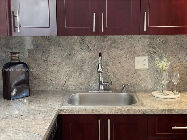 Photo - 1712 NW 74th Ave