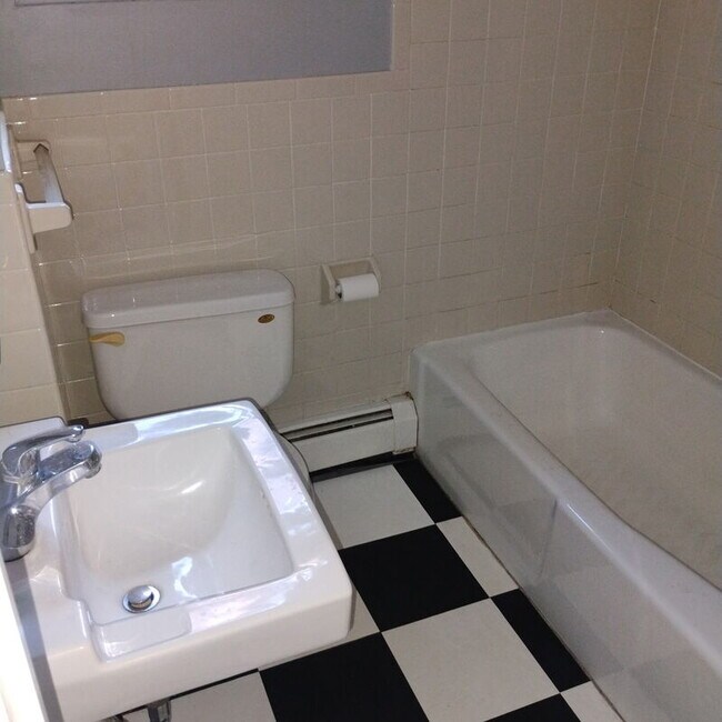 Photo - 13 Western Ave