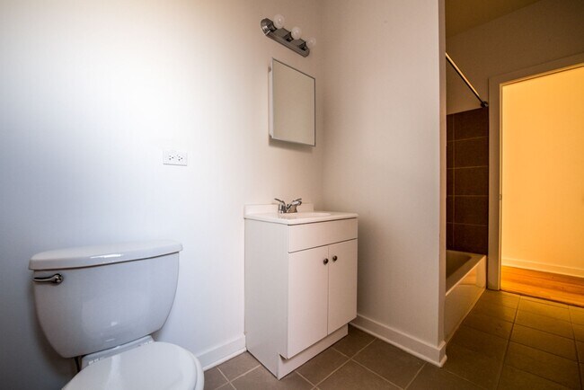 Photo - 7748 S East End