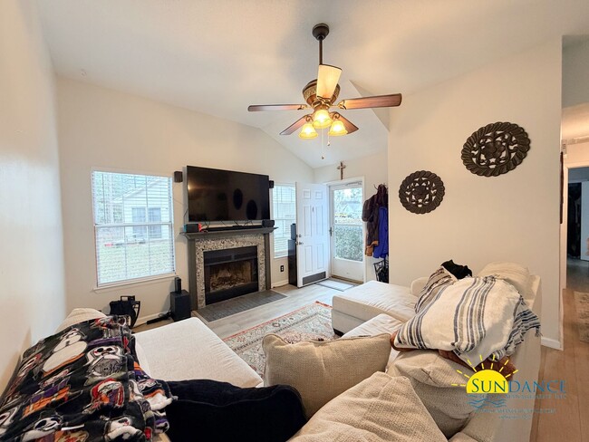 Photo - Freshly Painted 3BR Home in Yorktown at Willow Bend – Near Bases!