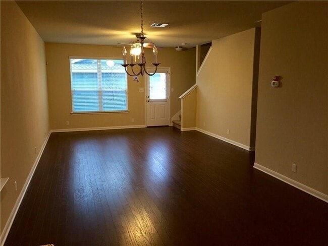 Photo - 926 Lost Pines Ln