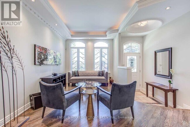 Photo - 405 Bedford Park Ave