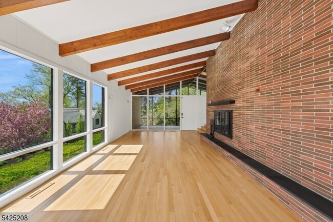 Photo - 293 Wyoming Ave