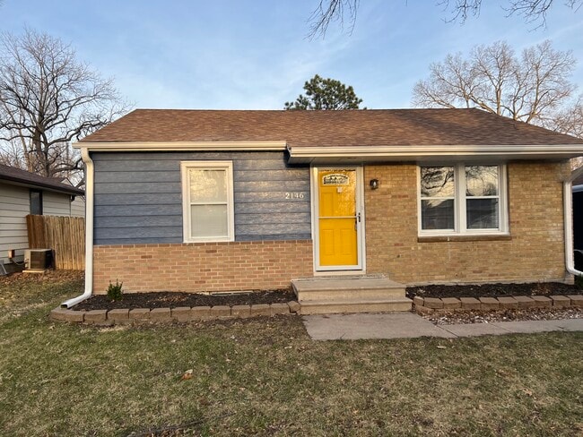 Building Photo - 2146 S 58th St