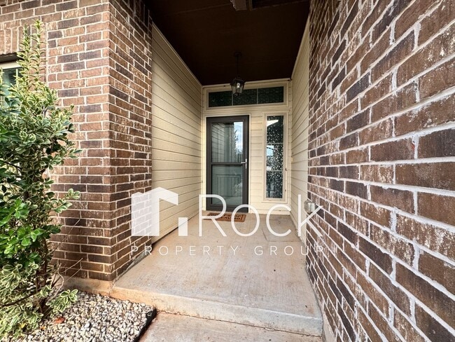 Photo - 3 Bedroom Home in North Norman with New Carpet