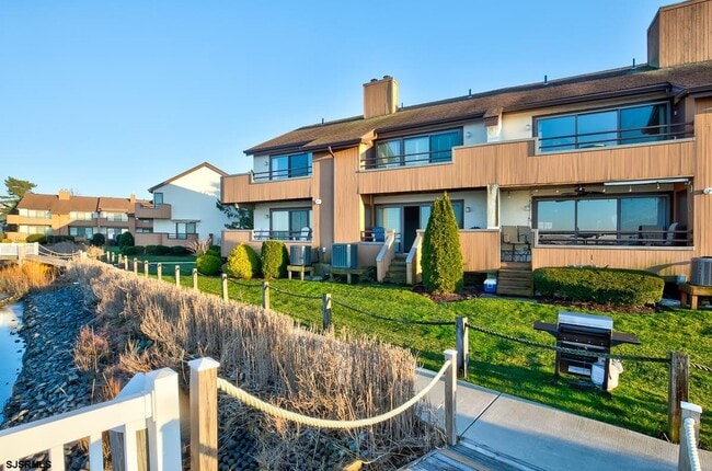 Photo - 12 Genoa Ct Unit 12 Genoa