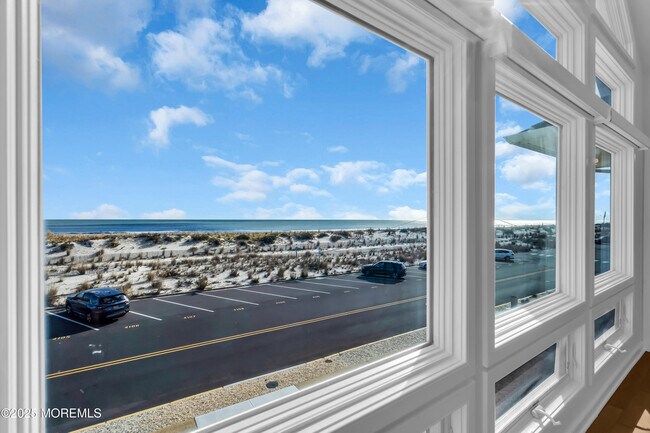 Photo - 913 N Ocean Ave