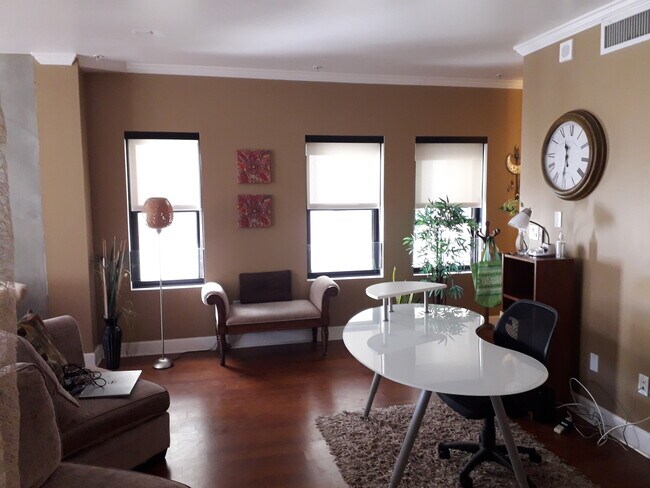 Work area - 416 S spring St Unit 507