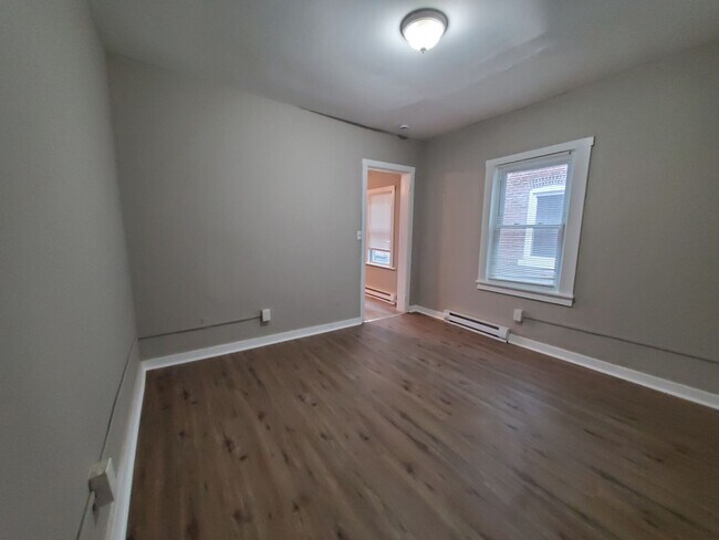 209 N Eighth St Unit 2