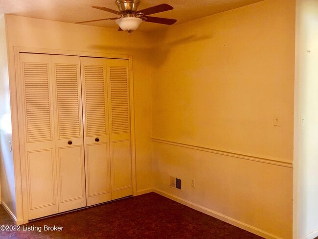 Photo - 6201 Lynnchester Dr