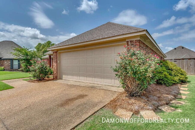 Photo - 107 Emery Drive