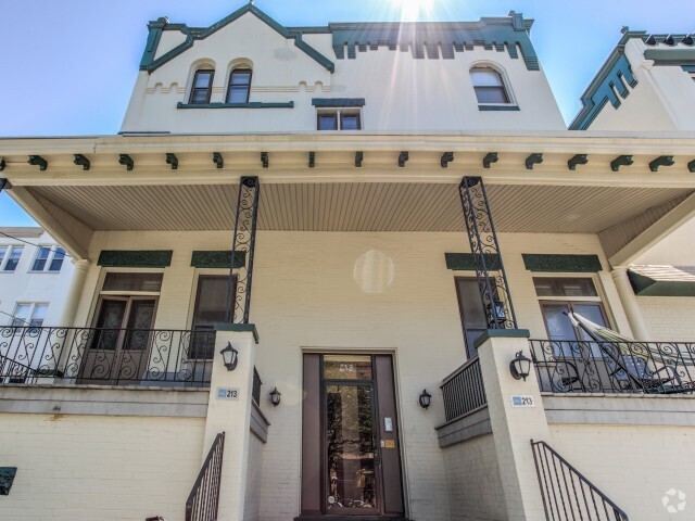 Building Photo - Campus Apartments