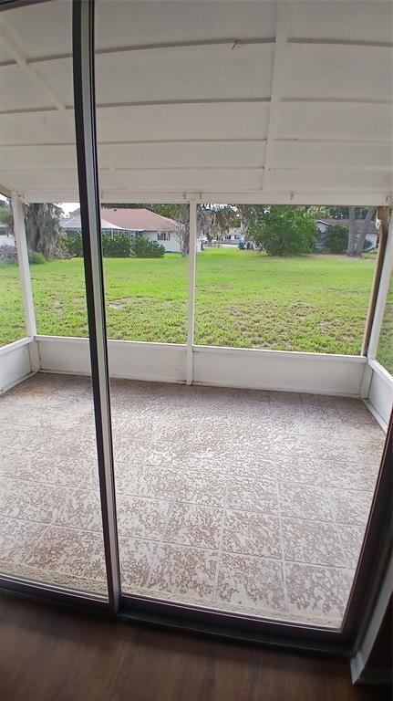Photo - 1374 Giles Ave