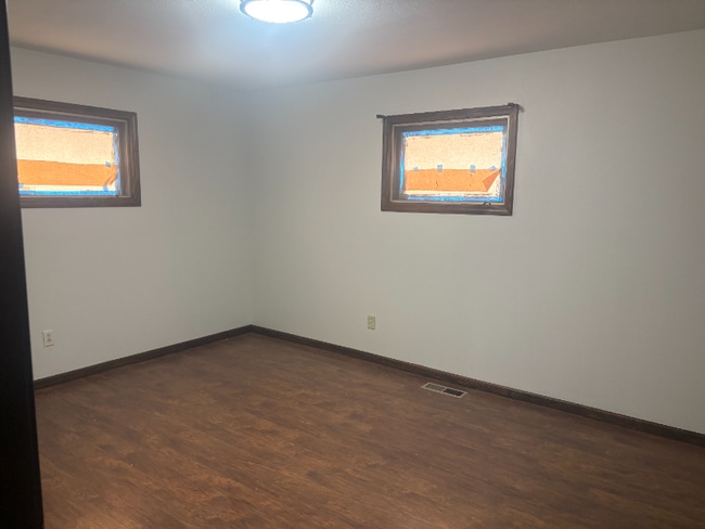 Photo - 694 E 400 Hwy