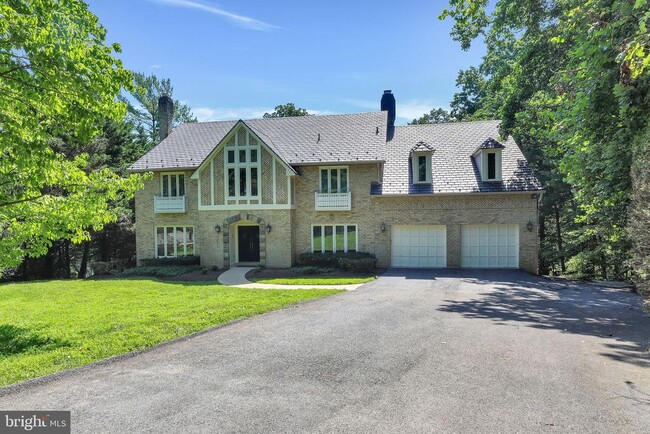 Photo - 8901 Iron Gate Ct House