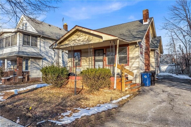 Photo - 1145 E 167th St