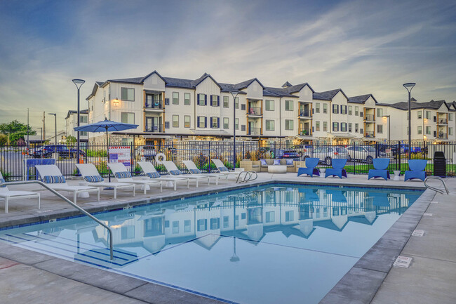 Year Round Swimming Pool - Aria Townhomes