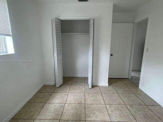 Photo - 4420 NW 60th St Casa
