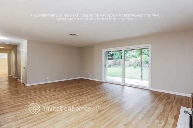 Photo - 118 Croydon Ct