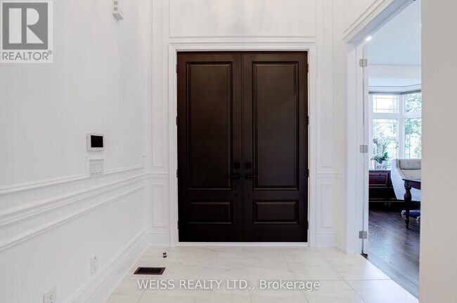 Photo - 43 Chesney Cres