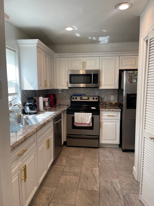 Photo - 6843 NW 29th Ave