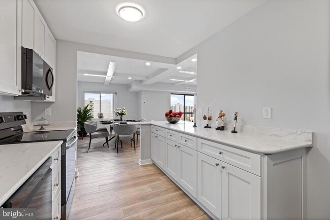 Photo - 8370 Greensboro Dr Unit 1009