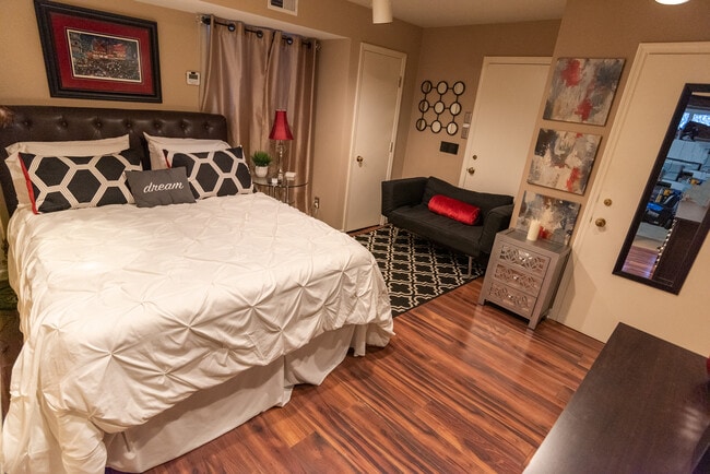 Photo - 511 Paul St Unit B