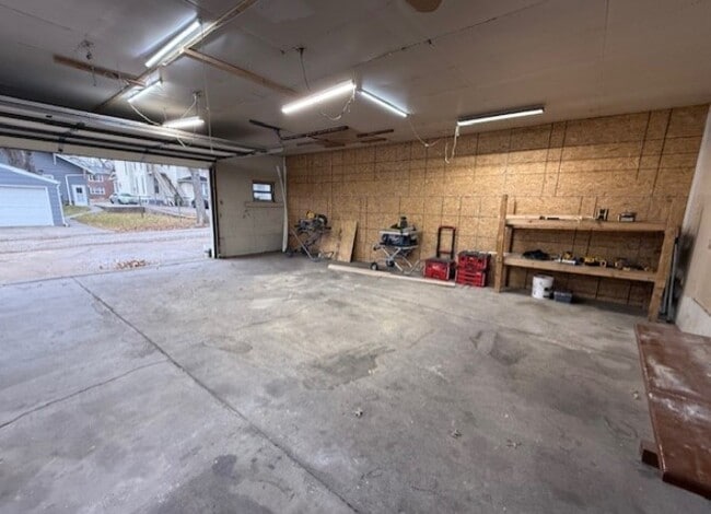 Photo - 1632 S 21st St Unit 3 stall garage