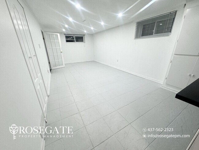 Photo - All-Inclusive 1-Bedroom Basement Apartment with Parking in Mississauga Unité 2