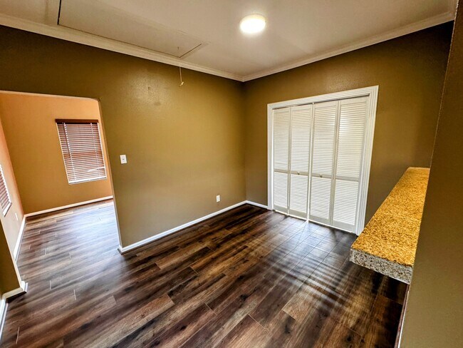 Photo - 507 N 78th St